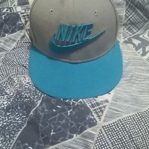 Flat bill nike hat
